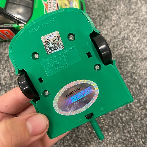 Bobby Labonte NASCAR Collection - Picture 10 of 11